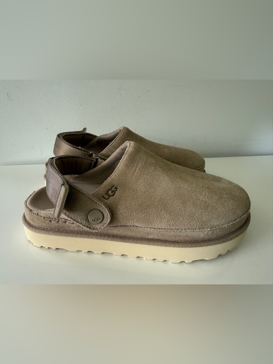 UGG Shoes - UGG Goldenstar Clog Women's Tan Size 9